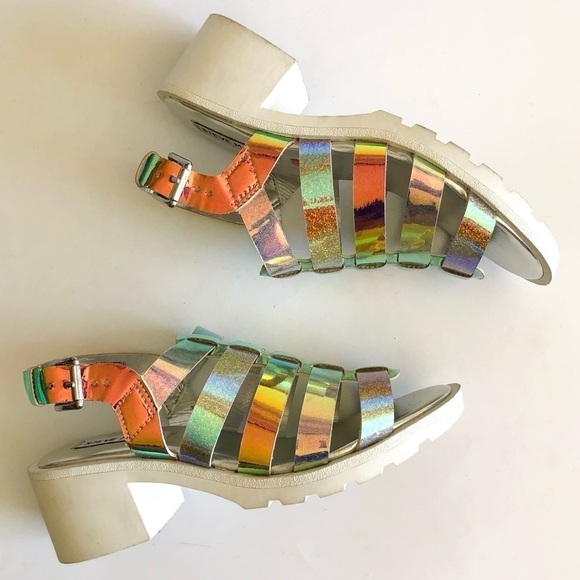 Steve Madden Girls J Puzzle Iridescent Caged Sandals - Picture 8 of 15